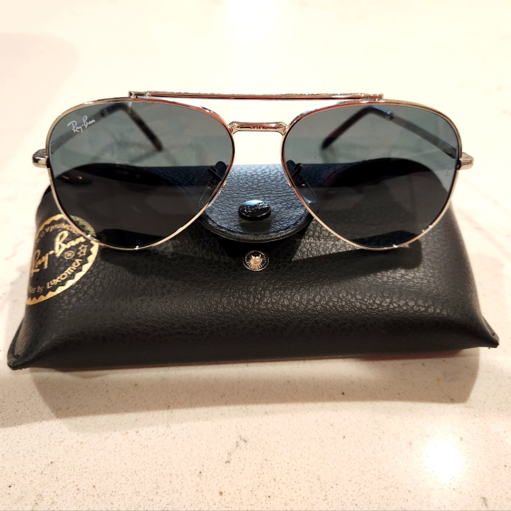 NEW AVIATOR RAY BAN SUNGLASSES